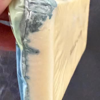 İndirimli Peynirde Küf Ve Müşteri Hizmetlerinde İlgisizlik