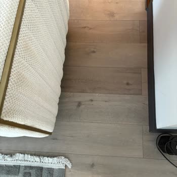 Bauhaus'tan Aldığım Parkeler Kolayca Çiziliyor, Yetkililerden Destek Yok