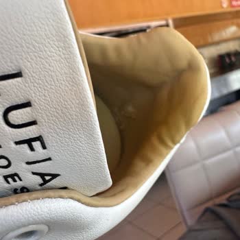 Kısa Sürede Deforme Olan Lufian Ayakkabı Hayal Kırıklığı Yarattı