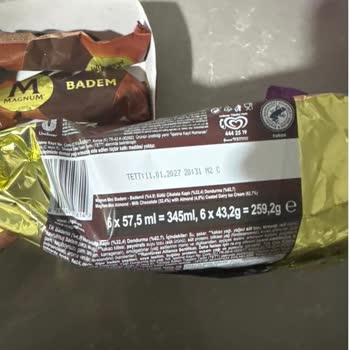 Migros'tan Aldığım Magnum Dondurmalar Bozuk Çıktı, Çocuklarımın Sağlığı Etkilendi