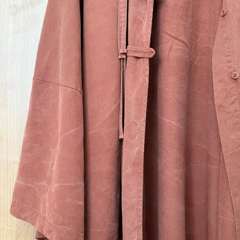 Ağaran Ürün Ve Sökük Dikiş İçin Sorumluluk Alınmıyor