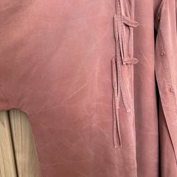 Ağaran Ürün Ve Sökük Dikiş İçin Sorumluluk Alınmıyor