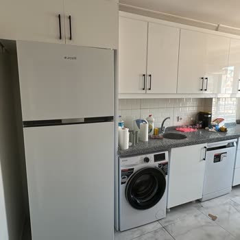 Yeni Alınan Buzdolabında Çizik Ve İlgisiz Servis Nedeniyle Hayal Kırıklığı