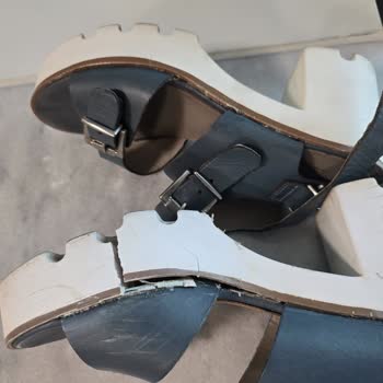 Flower Marka Ayakkabılar İş Yerinde Parça Parça Oldu, Mağduriyet Yaşadım