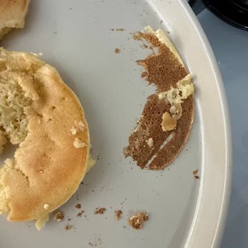 Yanmaz Yapışmaz Diye Aldığım Pankek Tavası Hayal Kırıklığı Yarattı