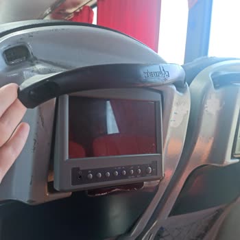 Metro Turizm Teknik Aksaklık Sonrası Konforsuz Otobüsle Uzun Yolculuk