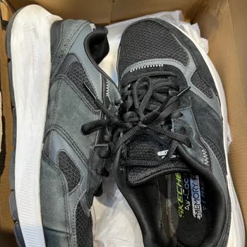 Skechers Ayakkabımda 3 Ayda Oluşan Bariz Solma Sorunu
