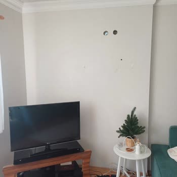 Yanlış Keşif Nedeniyle Duvarımda İki Delik Ve 10.000 TL Zarar: Arçelik'ten Beklenmedik Mağduriyet!