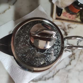 Korkmaz Perla Çaydanlık Kapağı 23 Günde Kendiliğinden Kırıldı