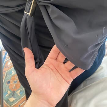 Zara'dan Aldığım Elbise İlk Yıkamada Söküldü!