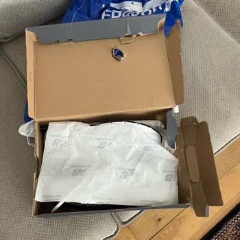 Intersport Yanlış Ürün, Hasarlı Kargo Ve Aylarca Beklenen Ücret İadesi!