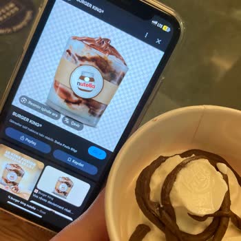 Reklamda Gösterilen Nutella Sundae İle Gelen Arasında Dağlar Kadar Fark!