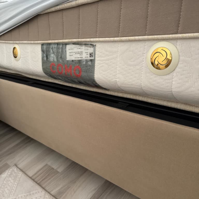 Yatak Odası Takımında Yaşanan Sorun Ve Servis Hizmetinin Yetersizliği