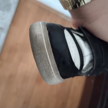 Kısa Sürede Yıpranan Adidas Çocuk Ayakkabısı Ve Garanti Sorunu!