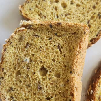 Son Kullanma Tarihi Geçmeden Küflenen Ekmek Sağlığımızı Tehdit Etti