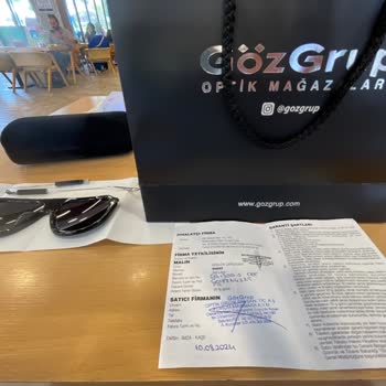 Satın Aldığım Gucci Gözlükte Menteşe Sorunu Ve Mağazadan Yetersiz Destek
