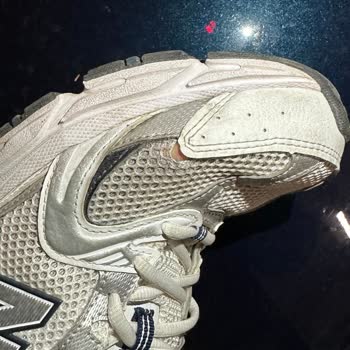 Az Kullanılan Ayakkabıda Hızlı Deformasyon Ve Red Cevabı Mağduriyeti