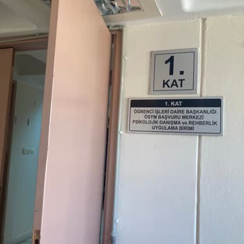 Diploma Tesliminde Olumsuz Personel Davranışı