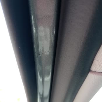 Dacia Sandero 'da Far Ve Boya Hatası, Servisten Çözüm Yok