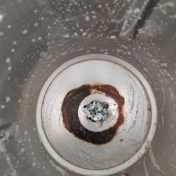 Thermomix TM6'nın Dibi Tutuyor Ve Parça Sorunu Yaşıyorum