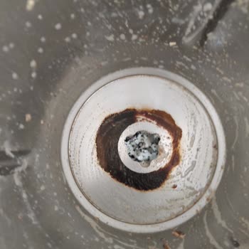 Thermomix TM6'nın Dibi Tutuyor Ve Parça Sorunu Yaşıyorum