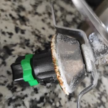 Thermomix TM6'nın Dibi Tutuyor Ve Parça Sorunu Yaşıyorum