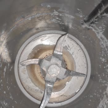 Thermomix TM6'nın Dibi Tutuyor Ve Parça Sorunu Yaşıyorum