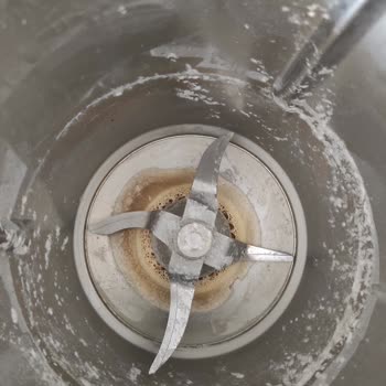 Thermomix TM6'nın Dibi Tutuyor Ve Parça Sorunu Yaşıyorum