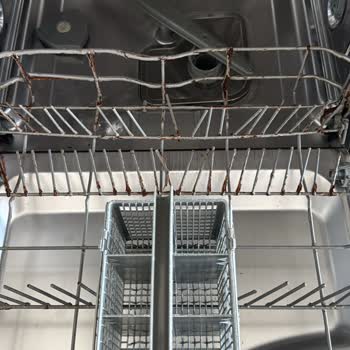 Bulaşık Makinesi Sepetlerinde Paslanma Ve Yüksek Yedek Parça Maliyeti Sorunu