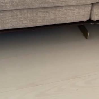 Teslim Edilen Koltuk Takımı Kusurlu Ve Sürekli Oyalama Yaşıyorum