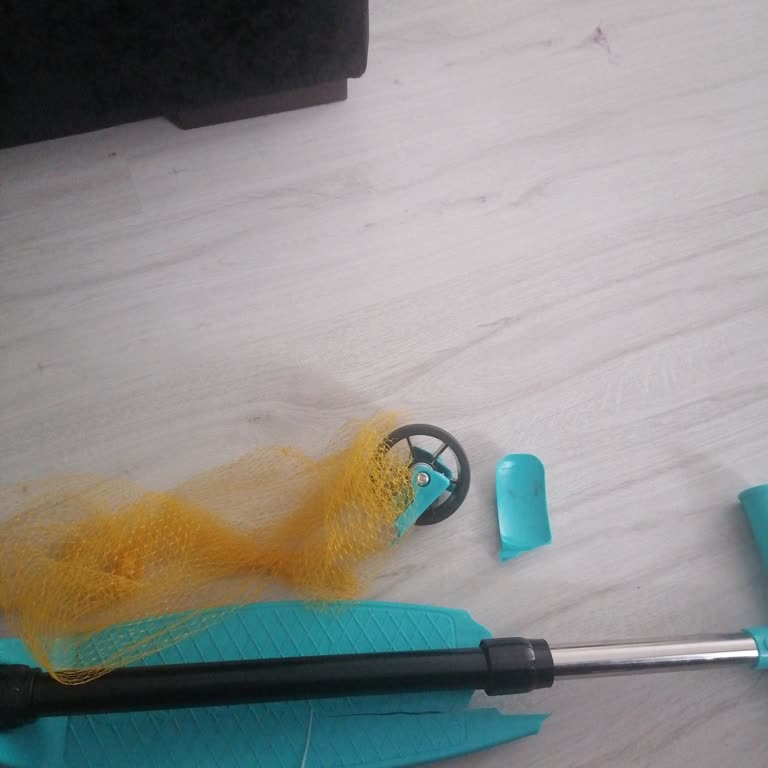 Triathlon A101'den Alınan Scooter İlk Kullanımda Kırıldı, Destek Talep Ediyorum