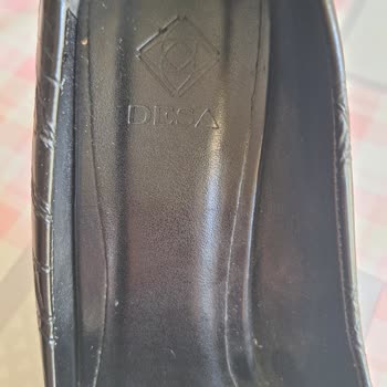Desa Deri Ayakkabılarında Deri Dökülmesi Ve Memnuniyetsizlik