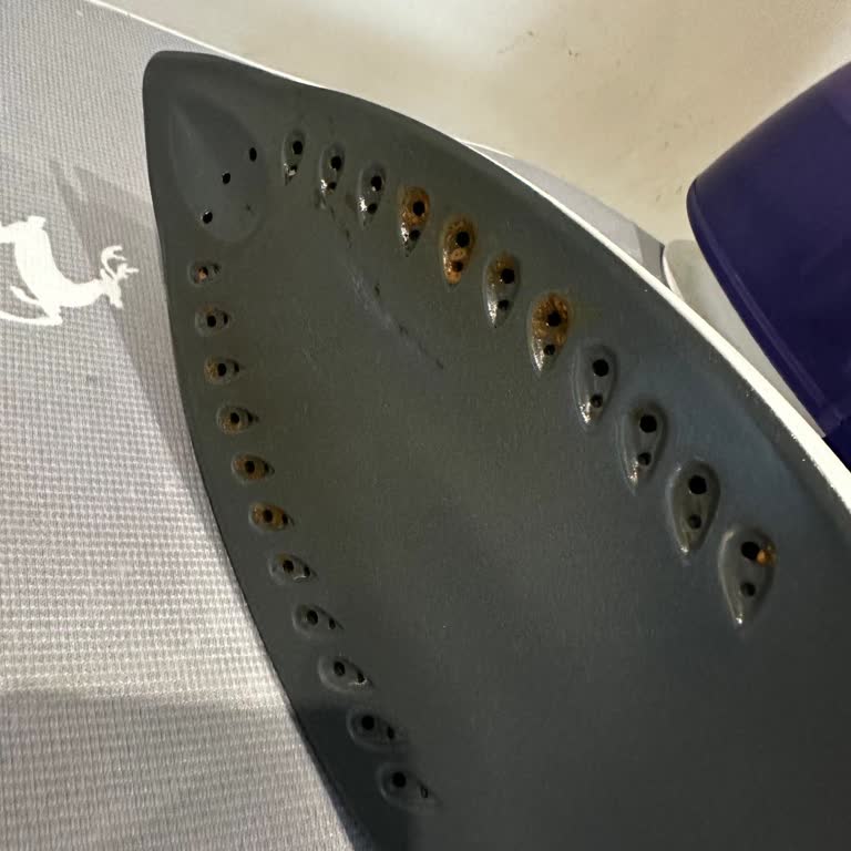 Garanti Süresi Dolmadan Arızalanan Ütü Ve Yetersiz Servis Desteği