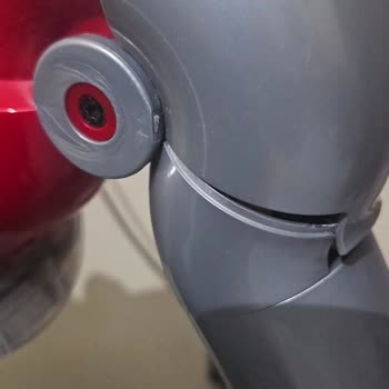 Dyson V12 Süpürgede Kısa Sürede Parça Arızası Ve Yüksek Servis Maliyeti