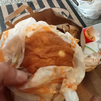 McDonald's Siparişimde Dökülen İçecekler Ve Islak Hamburgerler İçin Yardım Alamıyorum