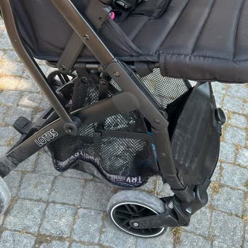 Bebek Arabasında Güvenlik Sorunu: Tekerlek Kırıldı, Büyük Tehlike Atlattık