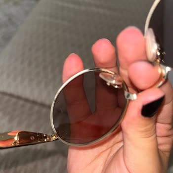 Beymen Zorlu’dan Alınan Gözlükte Kısa Sürede Kabarma Ve Renk Atması Sorunu