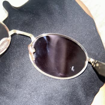 Beymen Zorlu’dan Alınan Gözlükte Kısa Sürede Kabarma Ve Renk Atması Sorunu