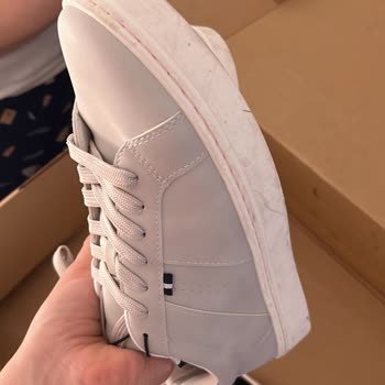 Kullanılmış Ayakkabı Gönderildi, Değişim Talebime Cevap Yok!