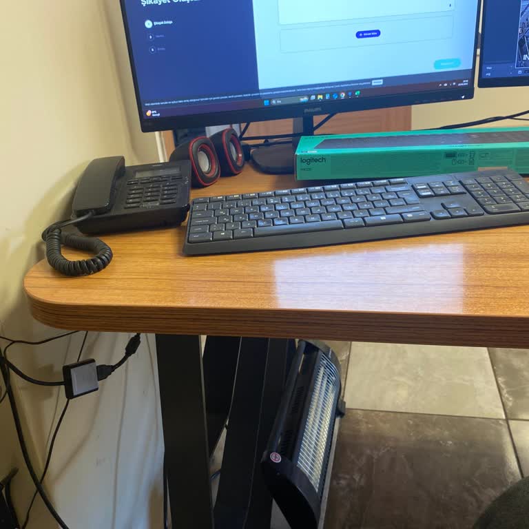 Logitech MK235 Kablosuz Klavye Ve Mouse Setinde Kasma Sorunu Ve Çözüm Talebi