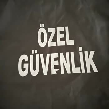 Moda Canel Yazıları Soyulmaya Başladı