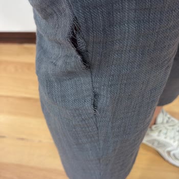 Yeni Alınan Ürünlerde Dikiş Atması Ve Değişim Talebi