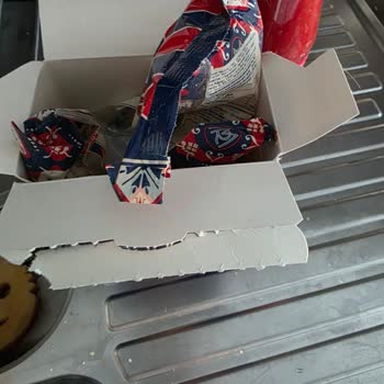 Aldığım Makarnalar Böcekli Çıktı, İade Kabul Edilmiyor