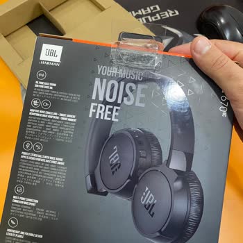 Kutudan Kulaklık Çıkmadı, Mağaza İlgisiz Kaldı