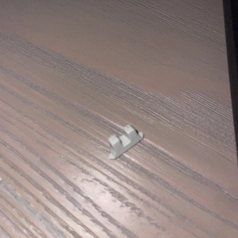 Çekmece Rayı Pimi Kırıldı, Yedek Parça Bulunmuyor