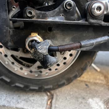 Yetkili Serviste Orijinal Parça Ve Ücret Hakkında Güven Sorunu Yaşıyorum