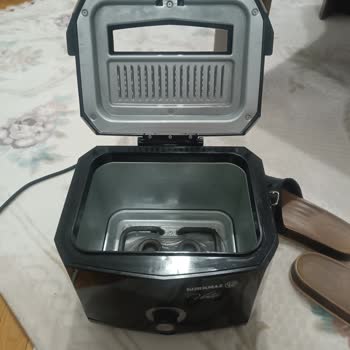 Fritözün Alt Plastik Kısmı Isıya Dayanıklı Değil, Güvenlik Endişesi Yaşadım