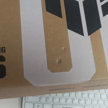 Kusurlu Laptop, İade Yok, Param Ortada Yok