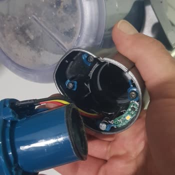 Philips Dikey Süpürge Ana Gövde Plastiği 2 Ayda Kırıldı Mağduriyet Yaşadım