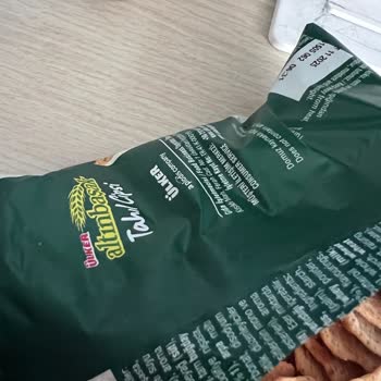 Altınbaşak Tahıl Cipsin İçinden Çıkan Yabancı Maddeyle Şok Oldum